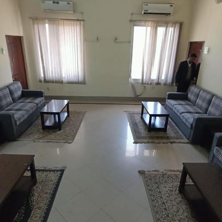 University Guest House, The Islamia University Of Bahawlpur Bahawalpur Extérieur photo