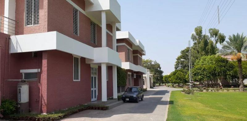 University Guest House, The Islamia University Of Bahawlpur Bahawalpur Extérieur photo